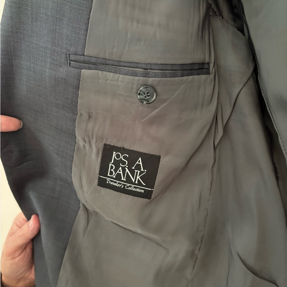 Jos. A. Bank Charcoal Men's Suit - Picture 4 of 8